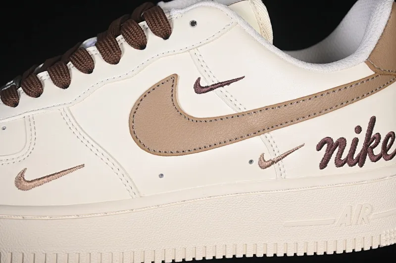 All categories Nk Air Force 1 Air Force series Nk Air Force 1 Low Air Force low-top Nike Air Force 1'07 Low Milk coffee white brown three small hooks Air Force 1 low-top casual sneakers NH0601-584